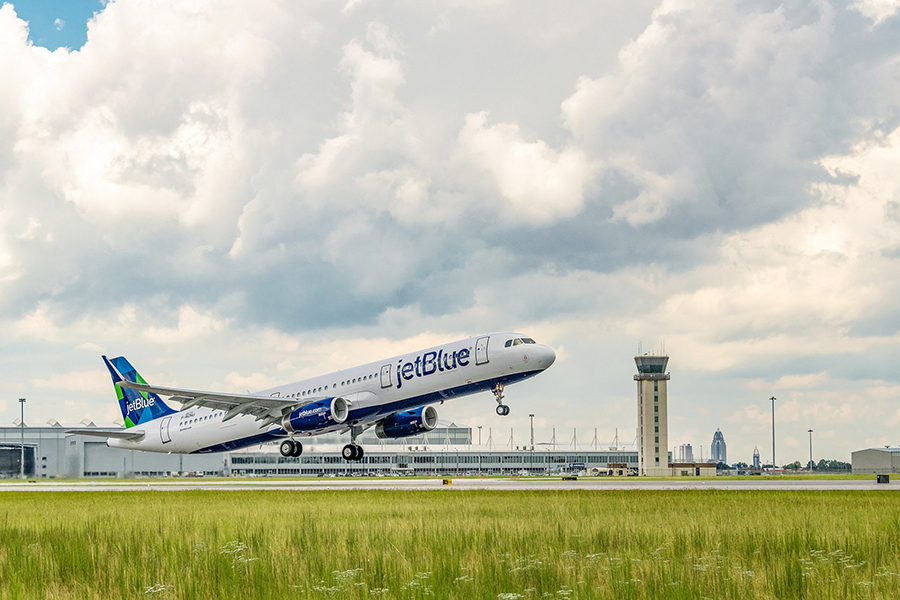 First-JetBlue-A321-sustainable-jet-fuel-blend