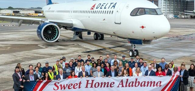 Airbus celebrates 100th US-produced Airbus A320 for Delta